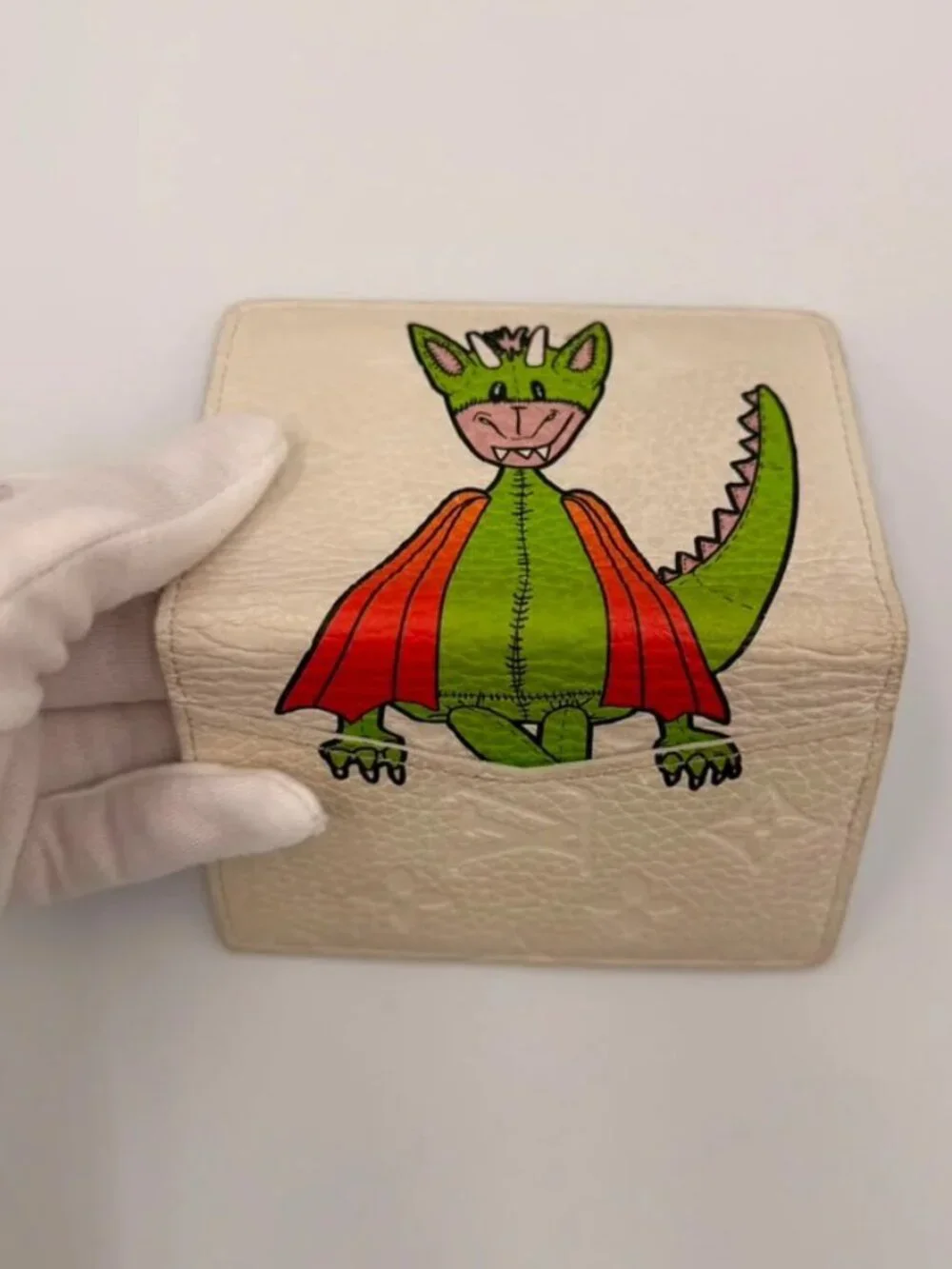 LV Pocket Organizer — Dragon Print SS21 Runway